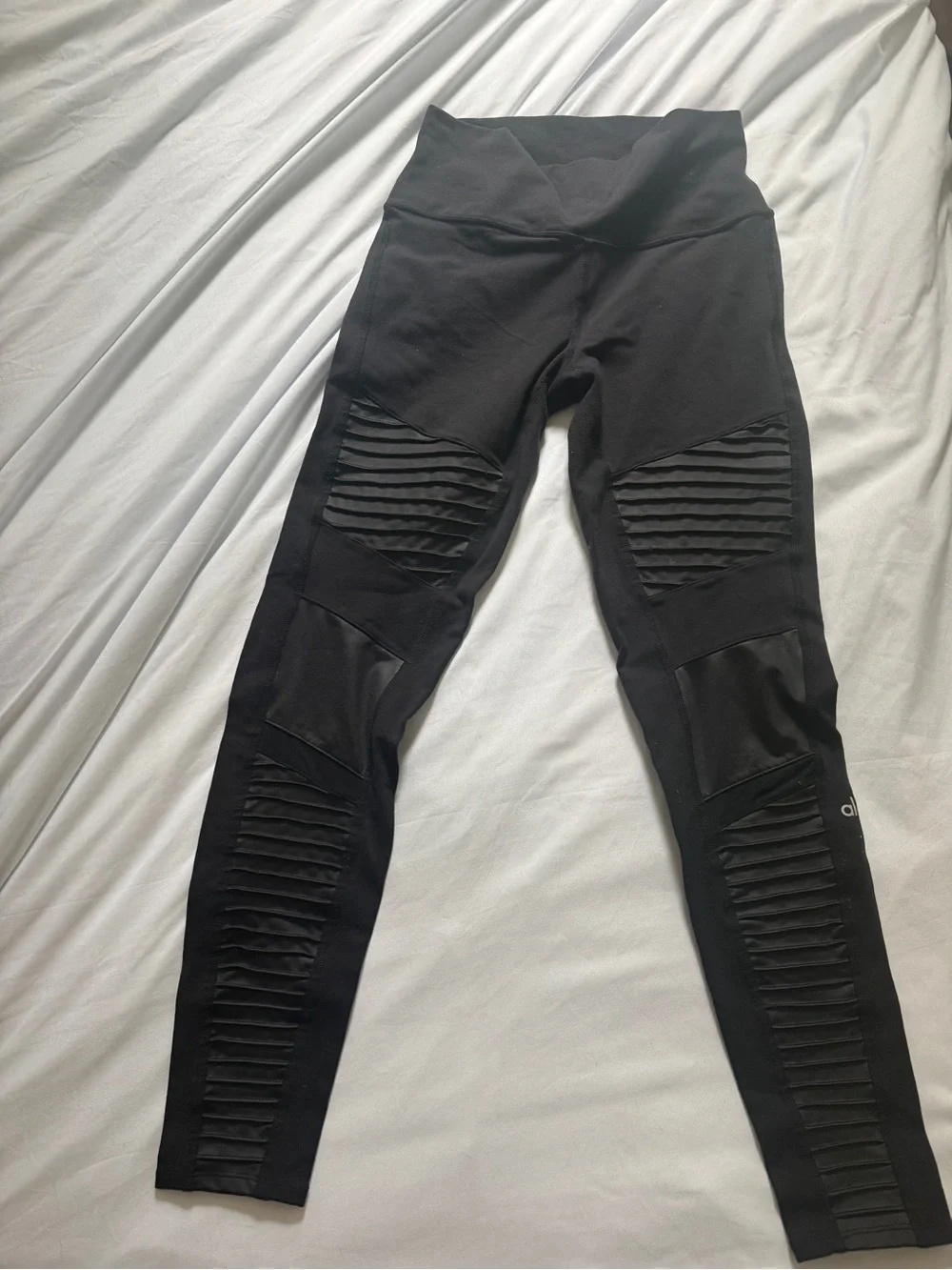 ALO Yoga Black Moto Ribbed-Panel Leggings